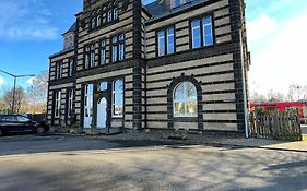 Wohnen wie im Schloss - Alter Bahnhof von Kruft